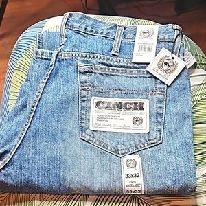 Cinch White Label, Relaxed fit mens Jeans. NWT